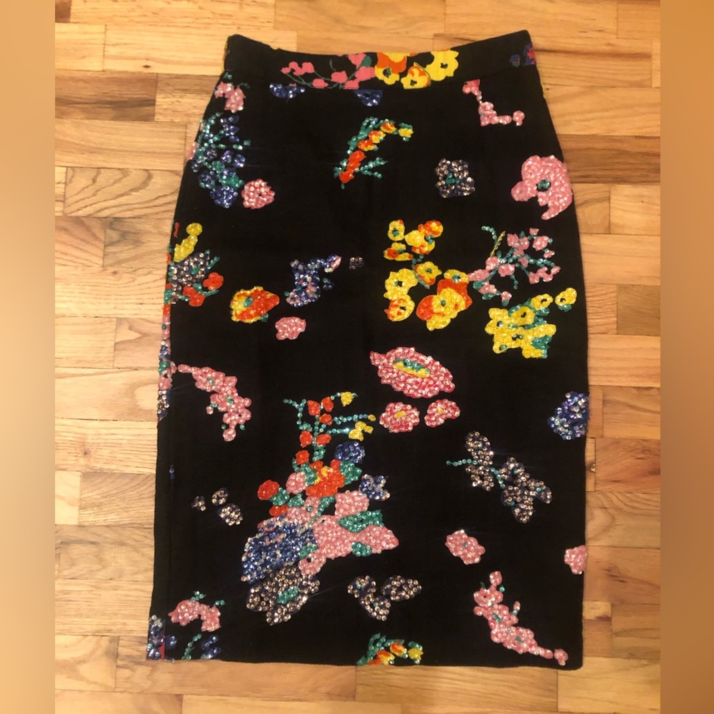 Essentiel Antwerp SZ 36 pencil skirt rainbow floral sequins BNWOT